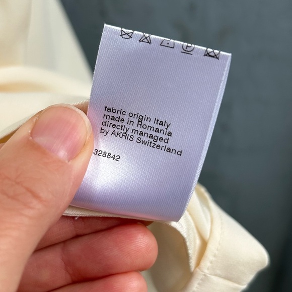 Akris Punto Sleeveless Silk Blouse, size 6 - Picture 11 of 12